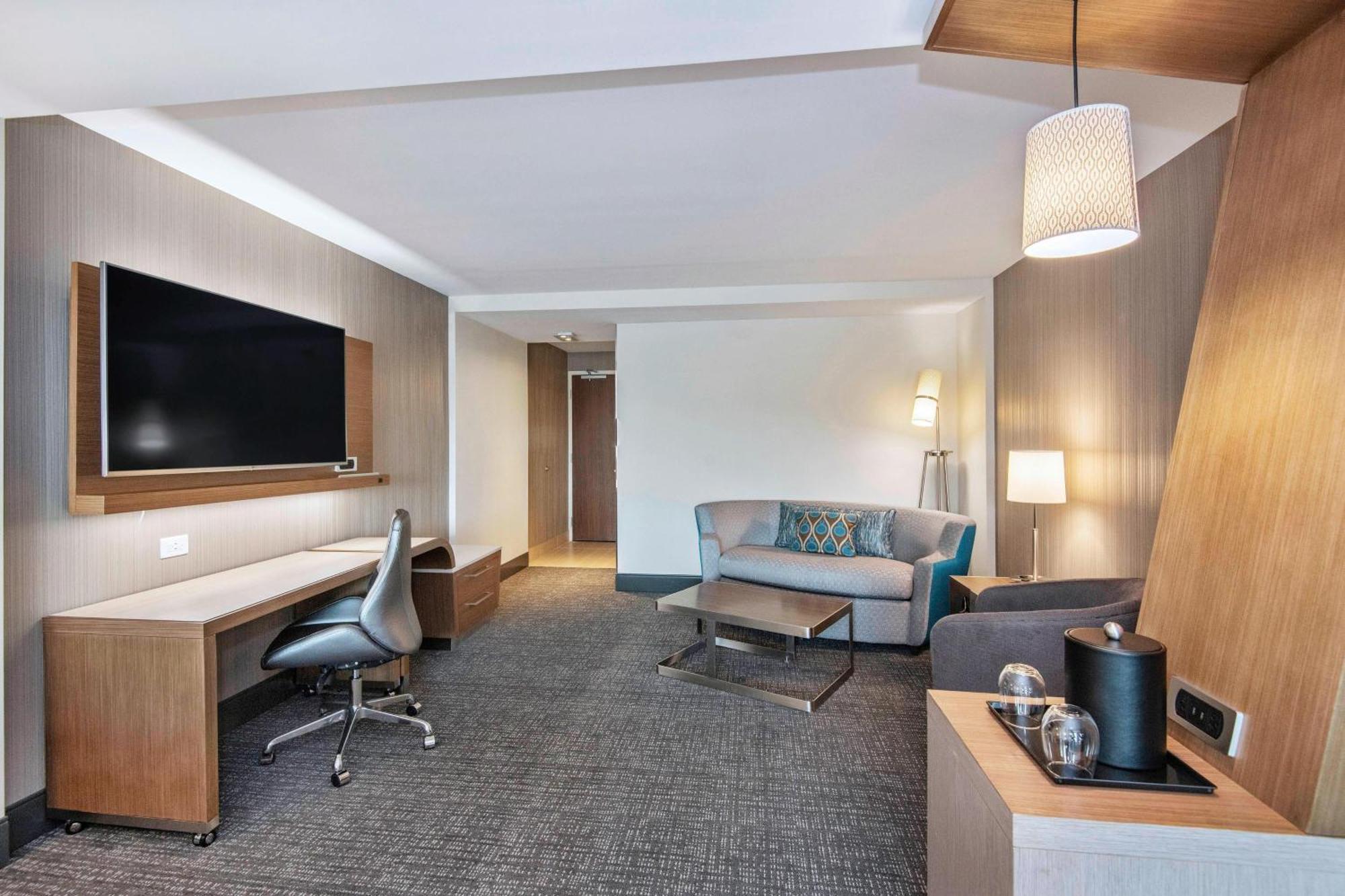 Hotel Courtyard By Marriott Raleigh Cary/Parkside Town Commons Extérieur photo