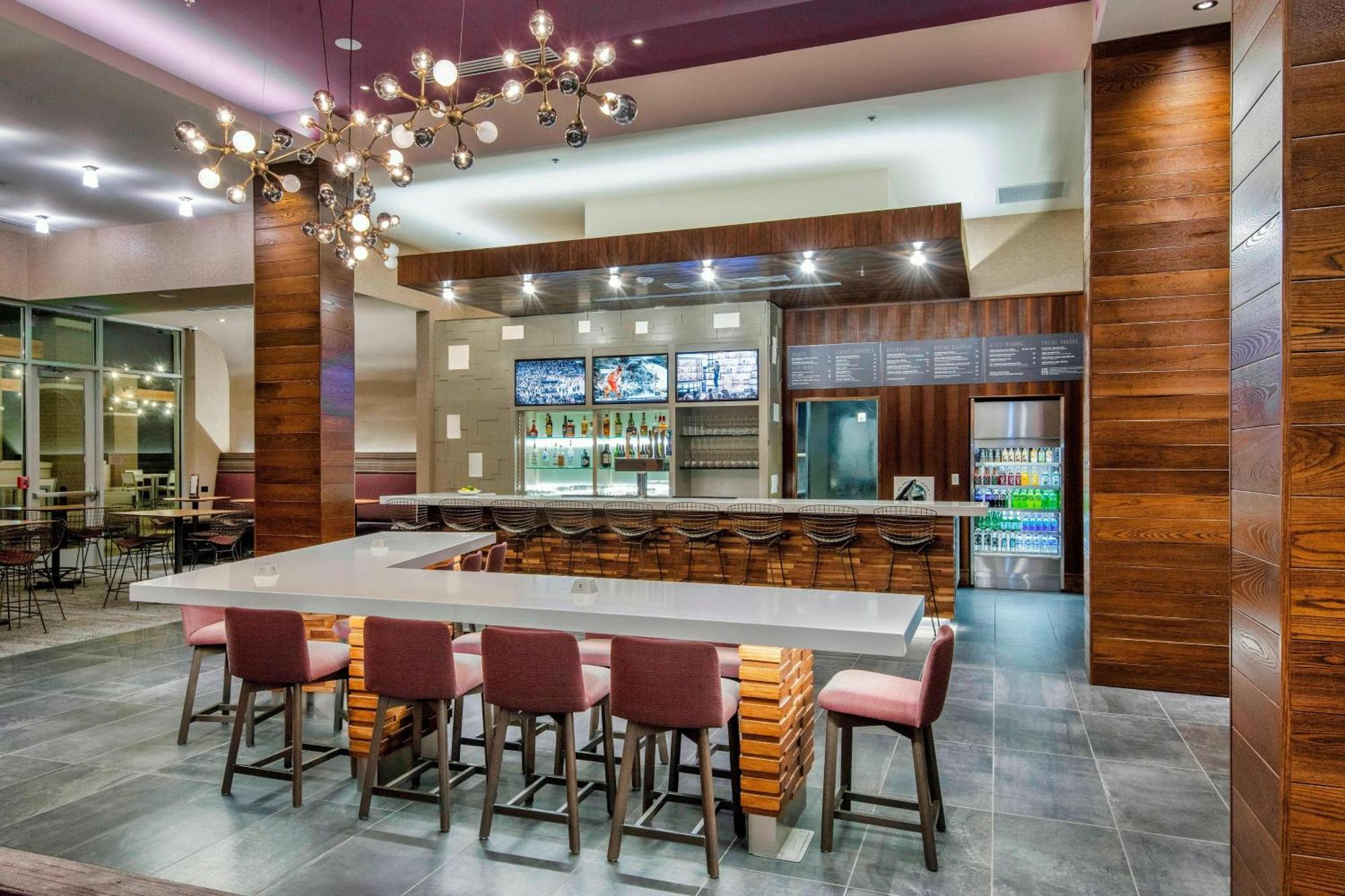 Hotel Courtyard By Marriott Raleigh Cary/Parkside Town Commons Extérieur photo