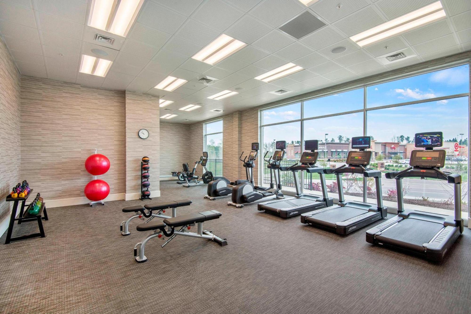 Hotel Courtyard By Marriott Raleigh Cary/Parkside Town Commons Extérieur photo